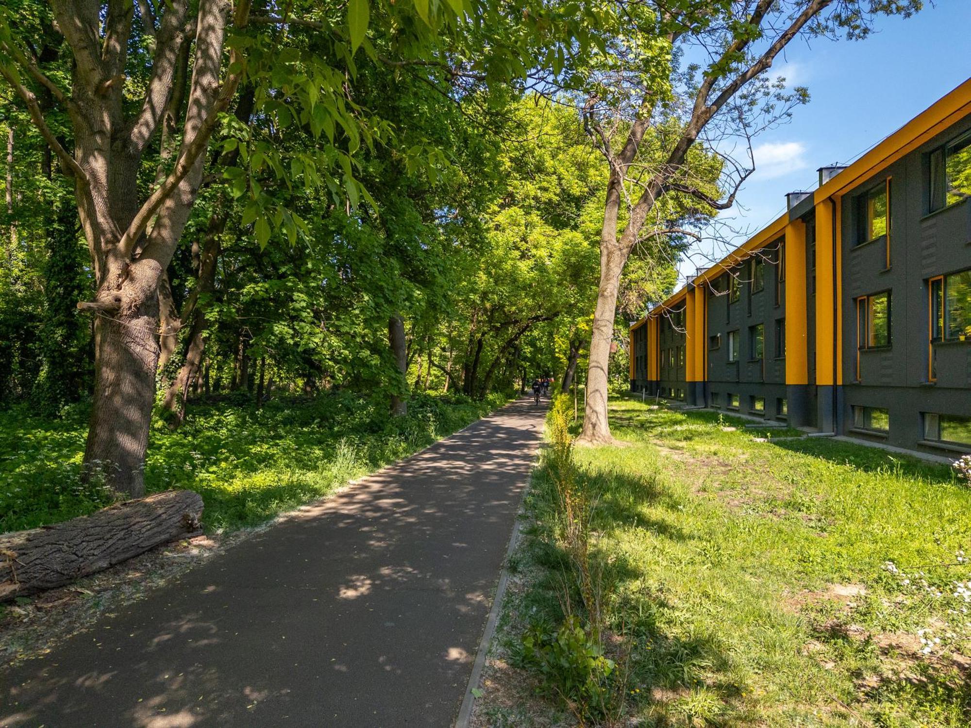 Apartament Fala Metro Sgh Klub Stodola Parking Parkview Fast Wifi Warsawa Bagian luar foto